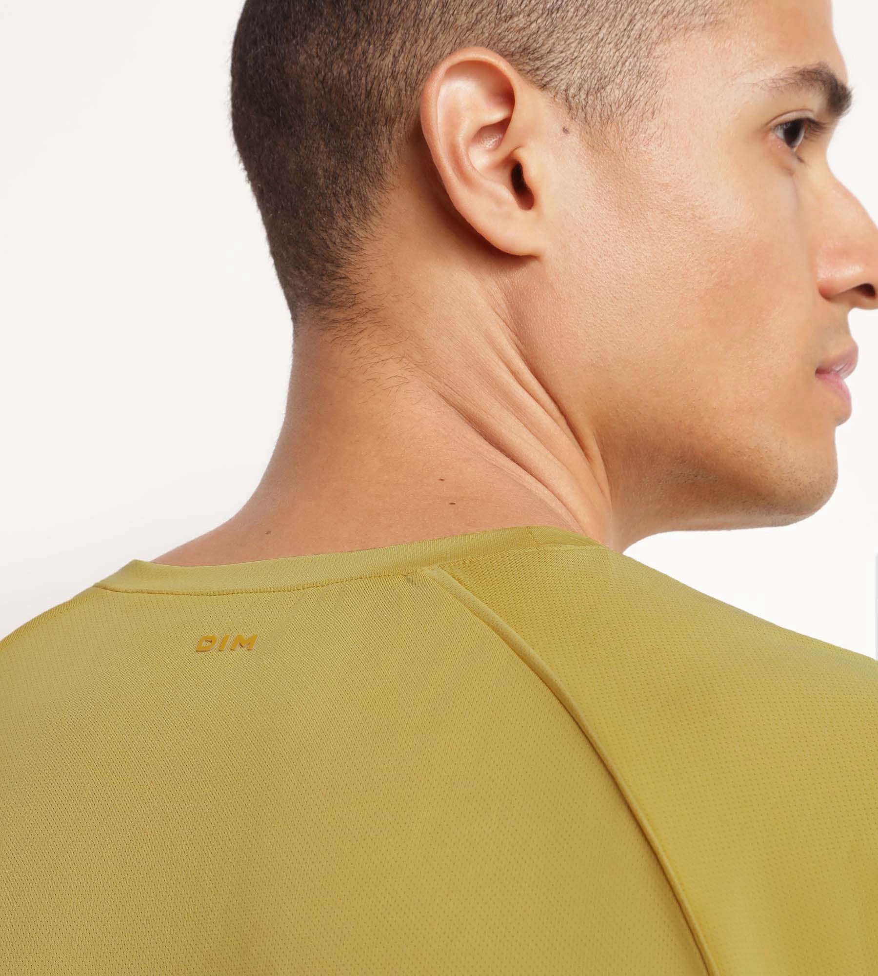 Men's sports T-shirt in breathable Olive Dim Move fabric