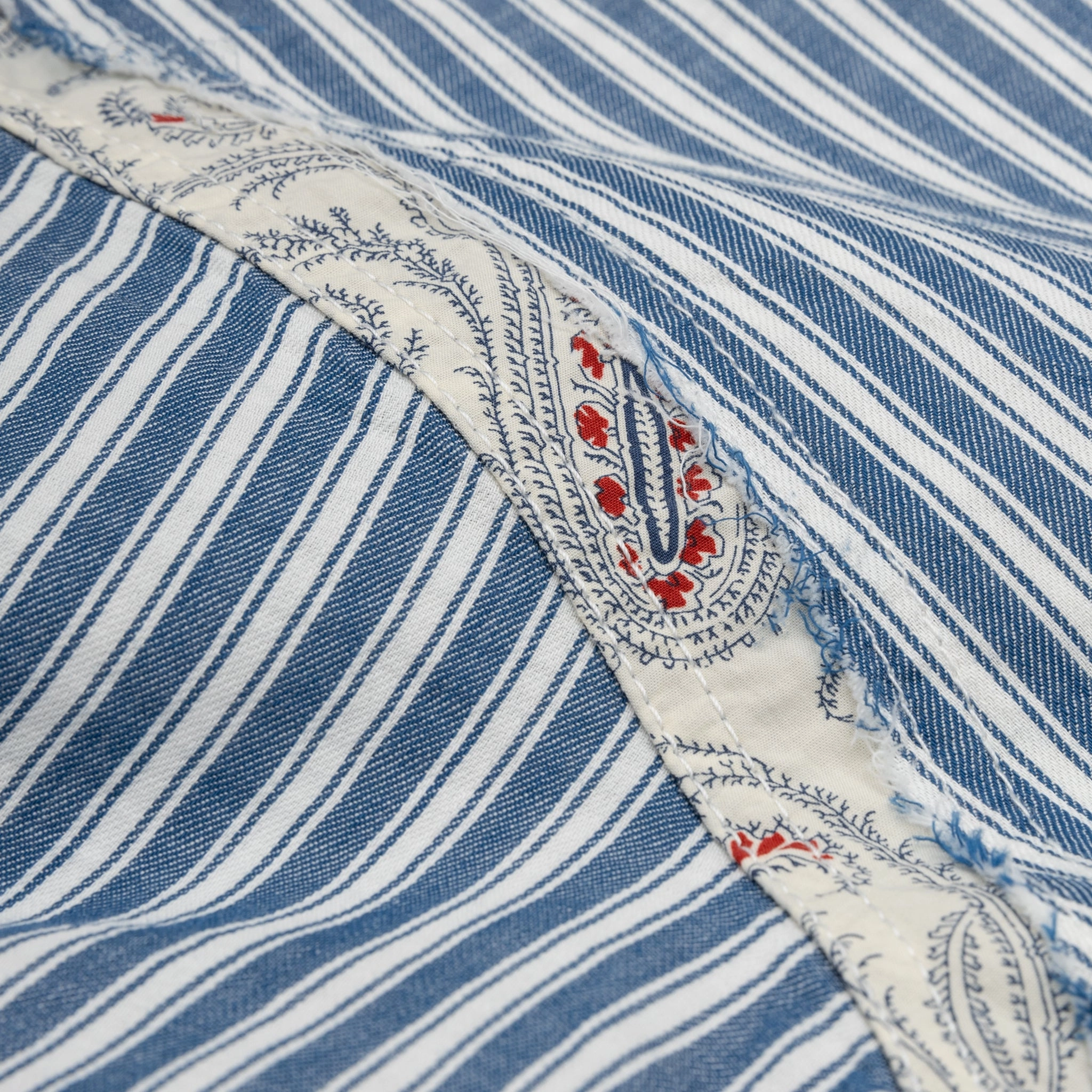 STRIPED S/S SHIRT